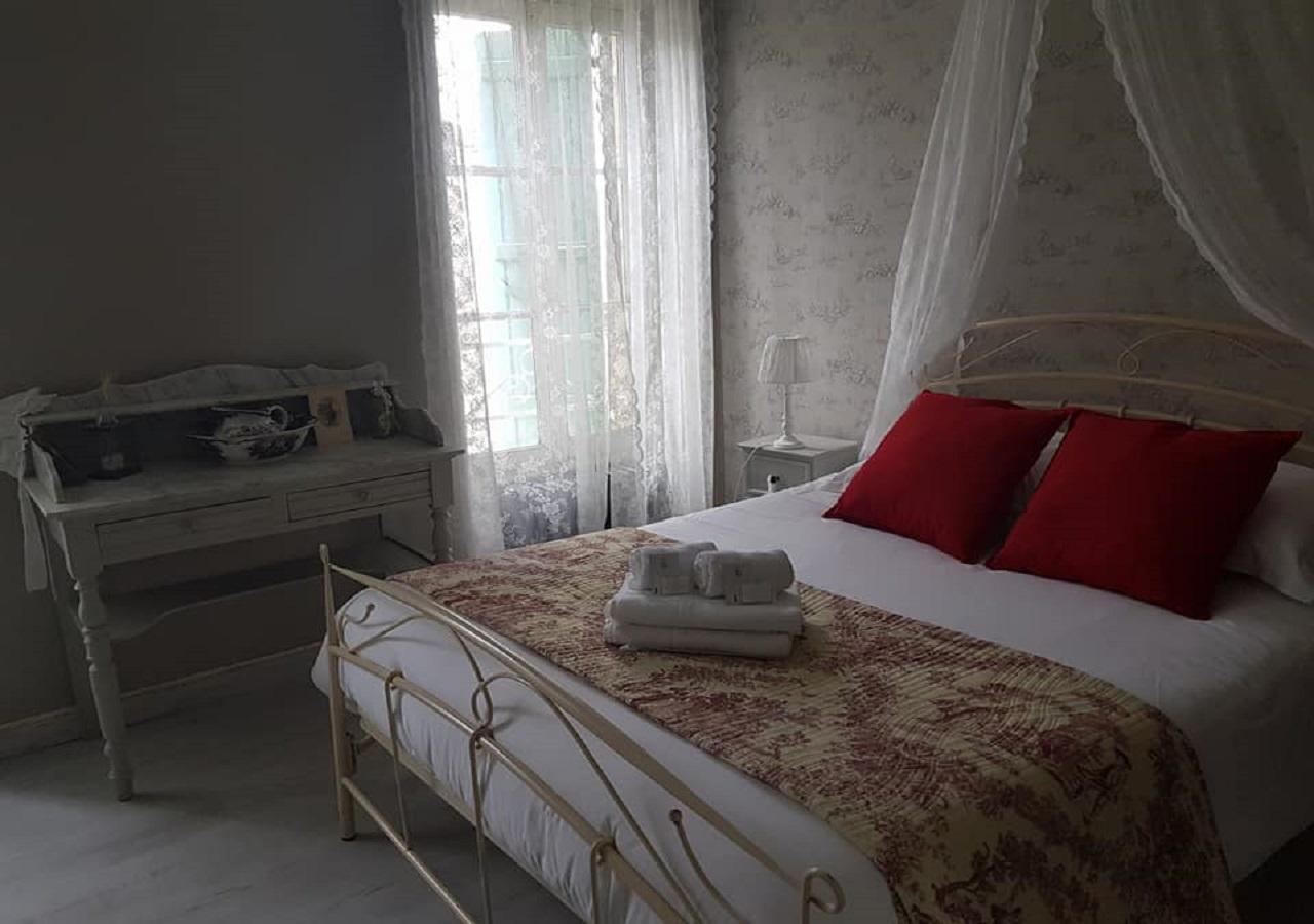 La Maison Otel Seissan Dış mekan fotoğraf